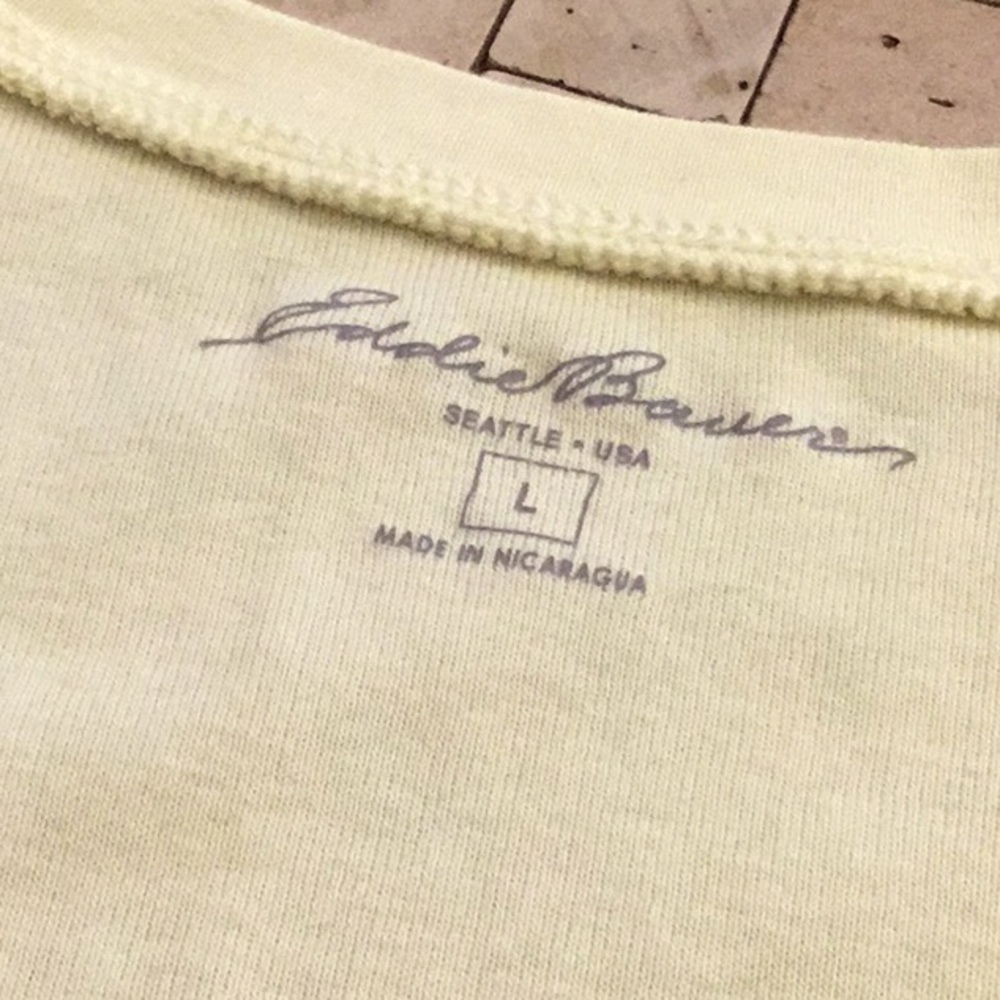 SOFT YELLOW - Eddie Bauer SIZE LARGE